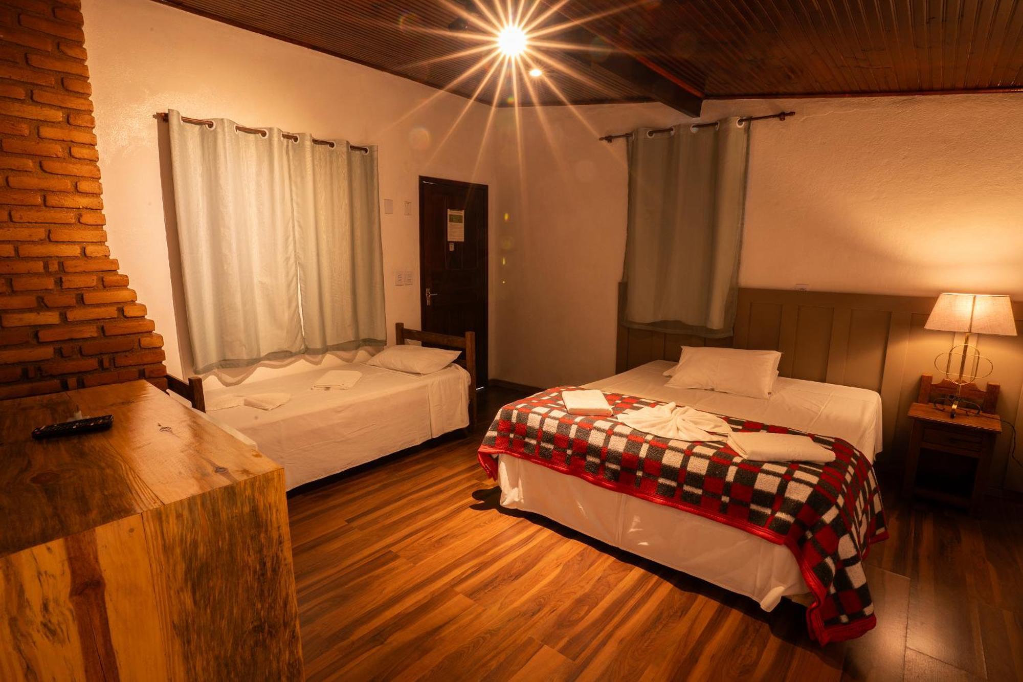 Hotel Alpha Ville Chales Conceição da Ibitipoca Eksteriør bilde