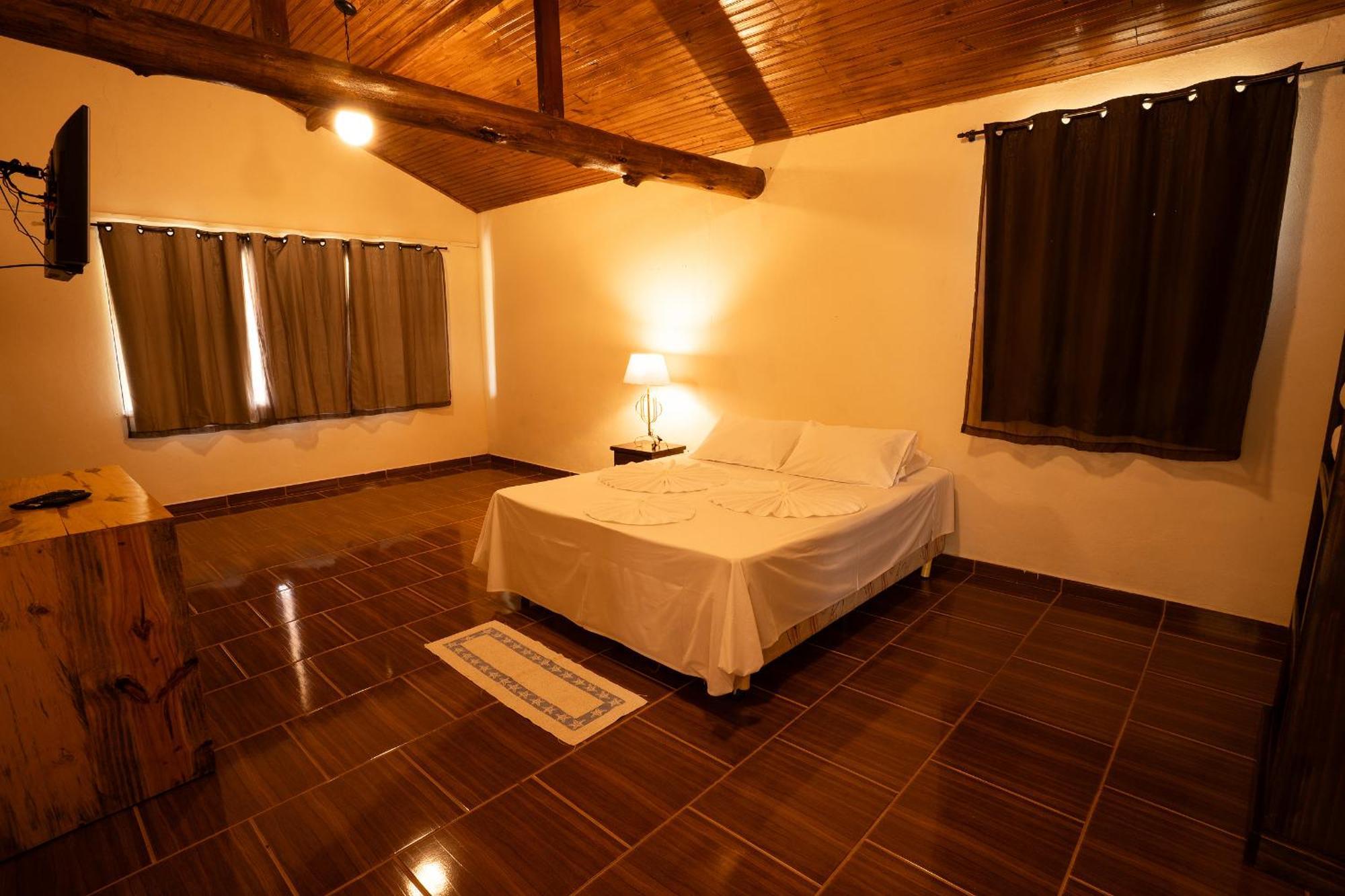 Hotel Alpha Ville Chales Conceição da Ibitipoca Eksteriør bilde