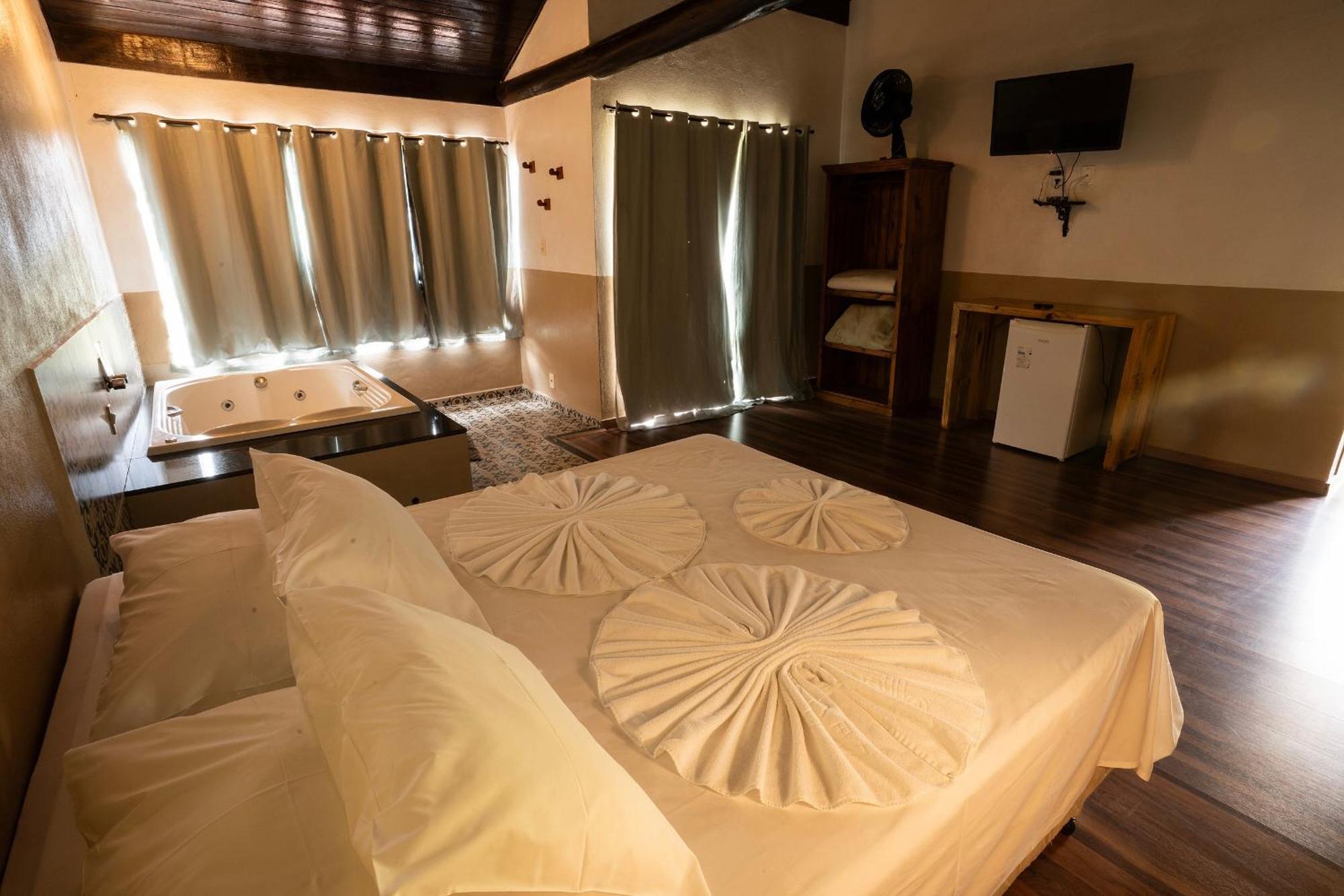 Hotel Alpha Ville Chales Conceição da Ibitipoca Eksteriør bilde