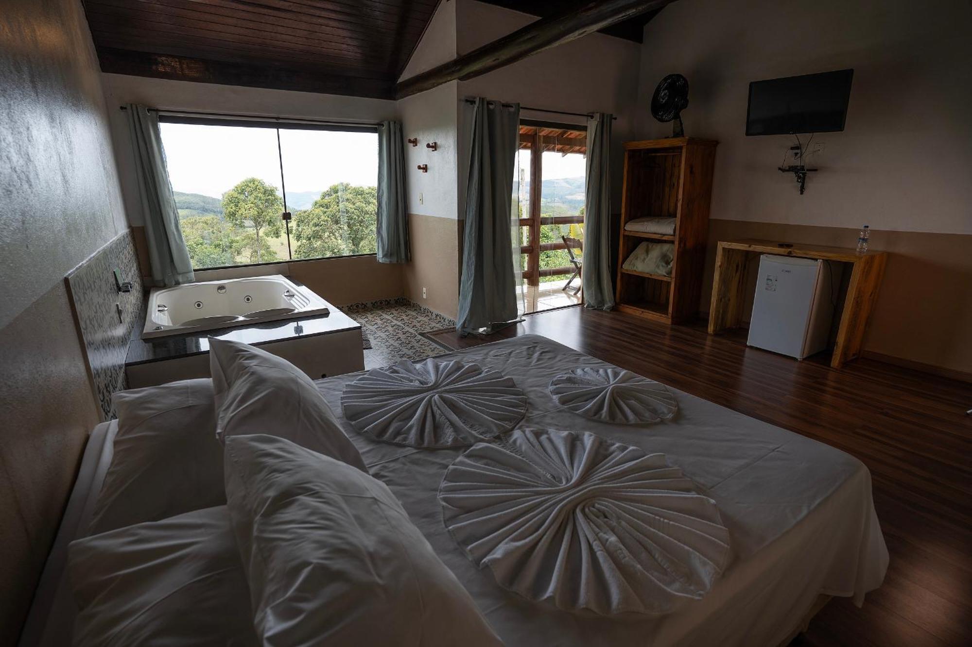Hotel Alpha Ville Chales Conceição da Ibitipoca Eksteriør bilde
